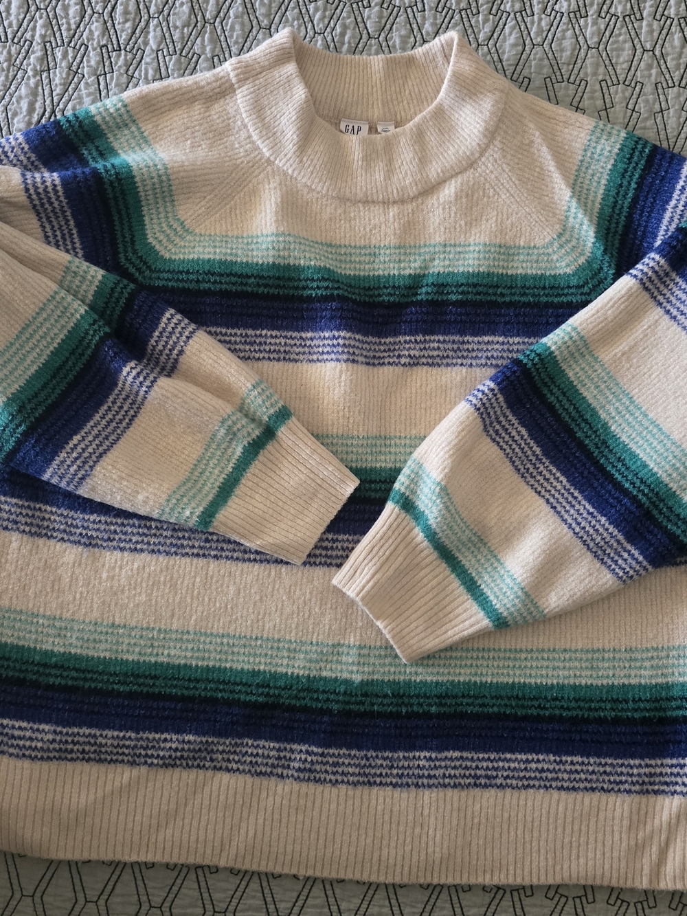 GAP Men's Cream Crewneck Sweater with Blue & Teal Stripes